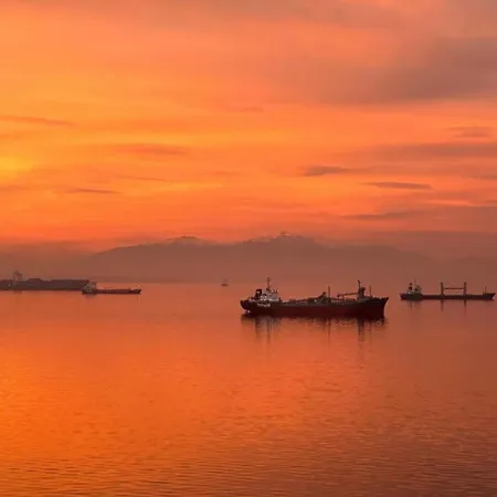 Iconic Salonica Seafront Διαμέρισμα *