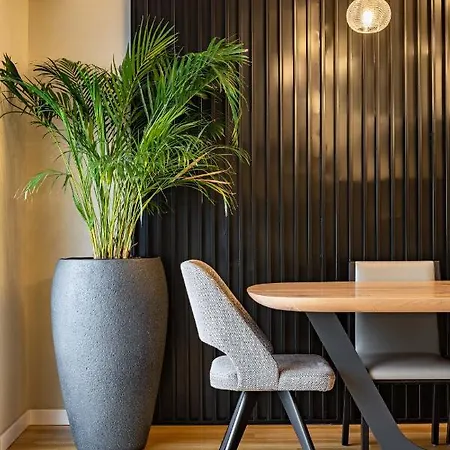 Iconic Salonica Seafront Appartement *