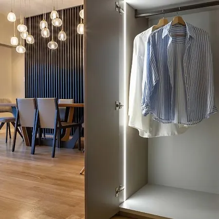 Iconic Salonica Seafront Appartement *