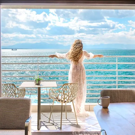Iconic Salonica Seafront Appartement *